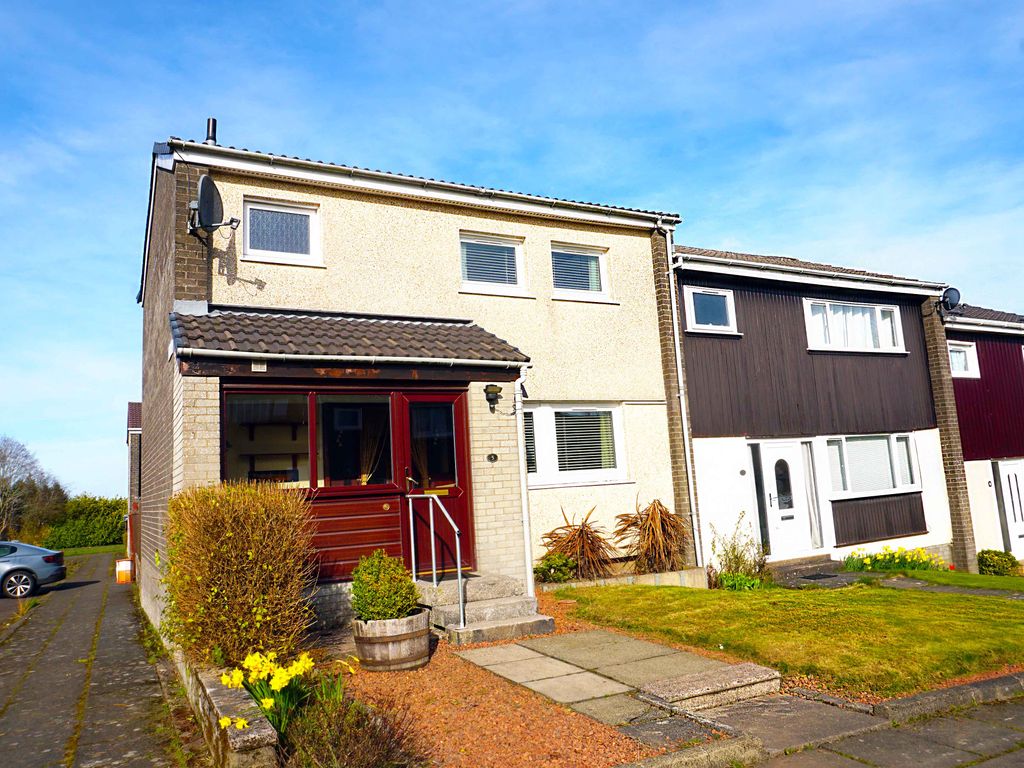 3 bed end terrace house for sale in Glen Lee, St Leonards, East