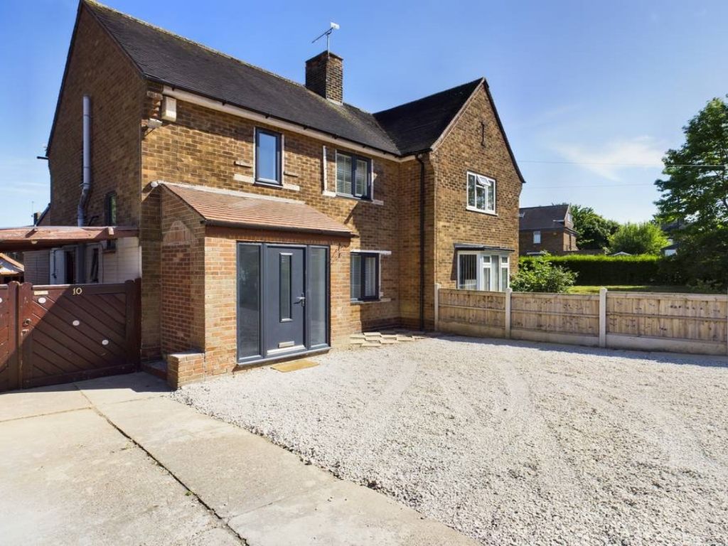 3 bed semidetached house to rent in Fernwood Crescent, Wollaton