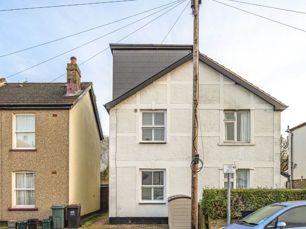 3 bed semidetached house for sale in Bloomfield Road, Bromley BR2, £