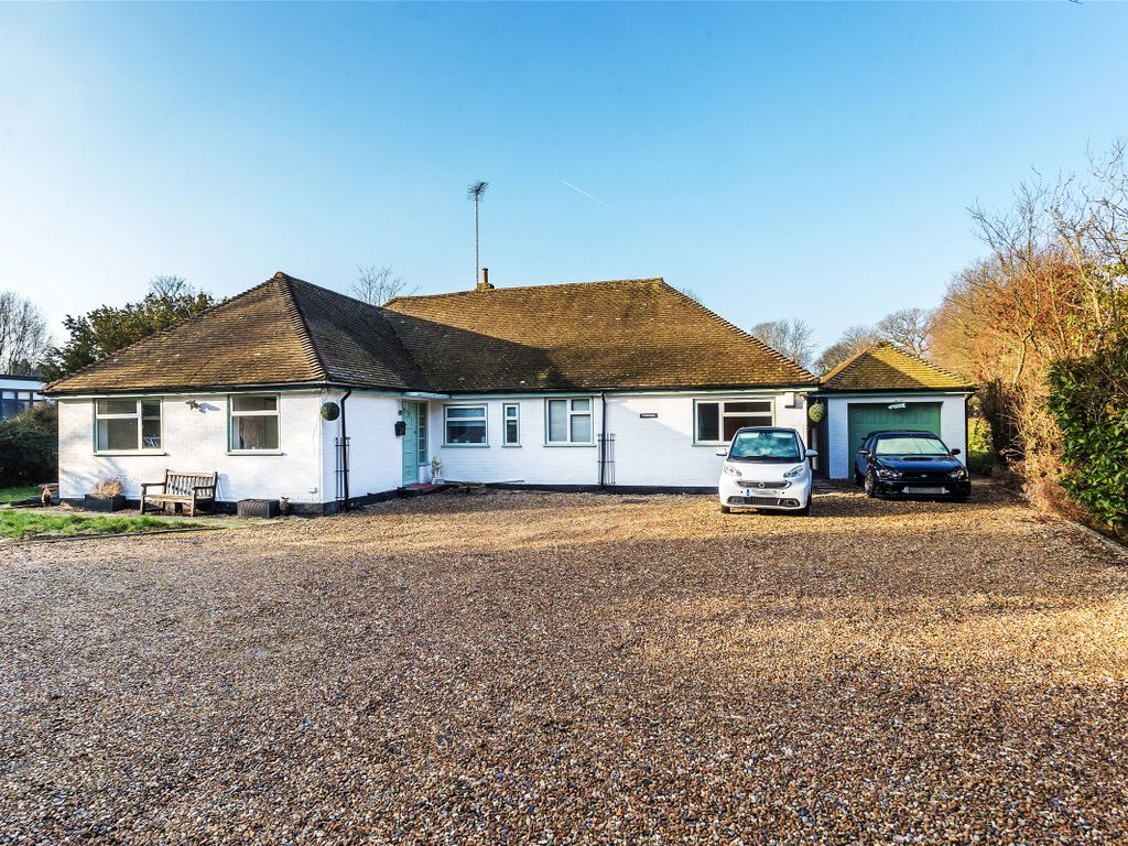 4 bed bungalow for sale in Newdigate Road, Beare Green, Dorking RH5