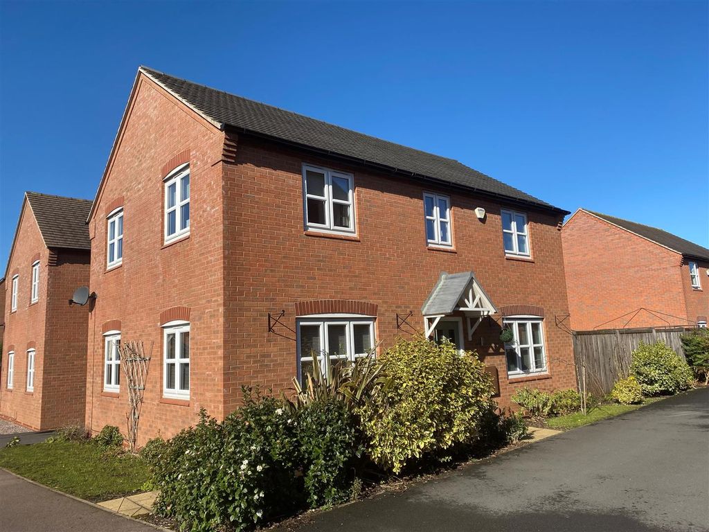 4 bed detached house for sale in Lewisham Drive, Church Gresley