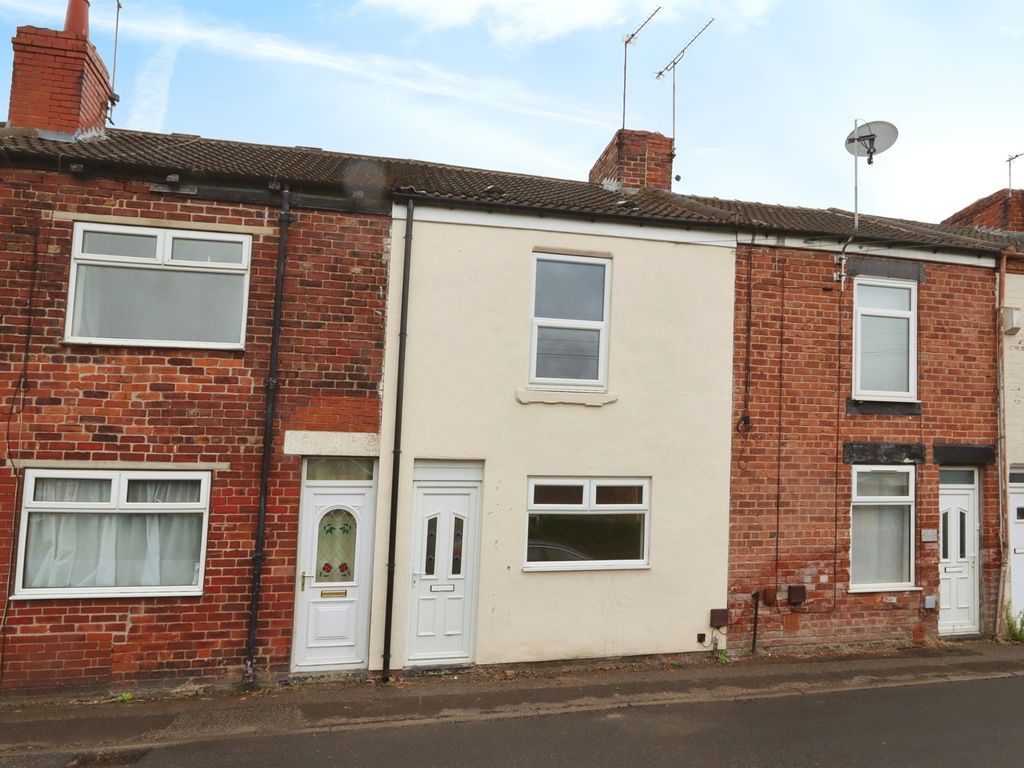 2 bed terraced house for sale in Carr Lane, South Kirkby, Pontefract