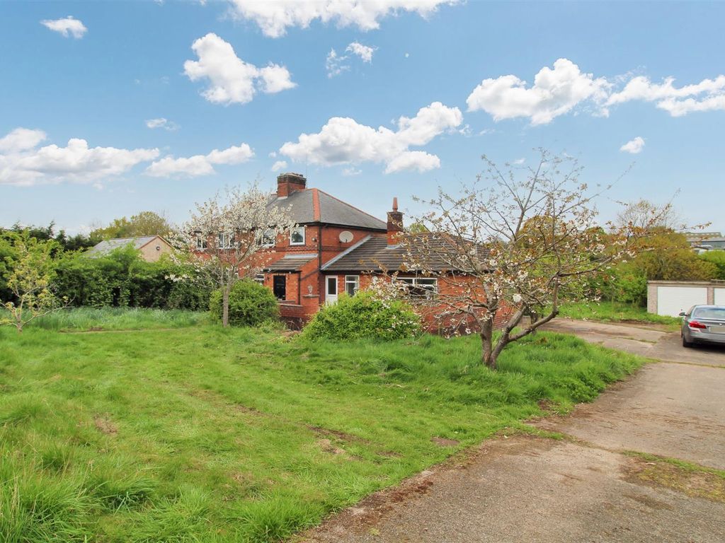 3 bed semidetached house for sale in Main Road, Nottingham, Ravenshead