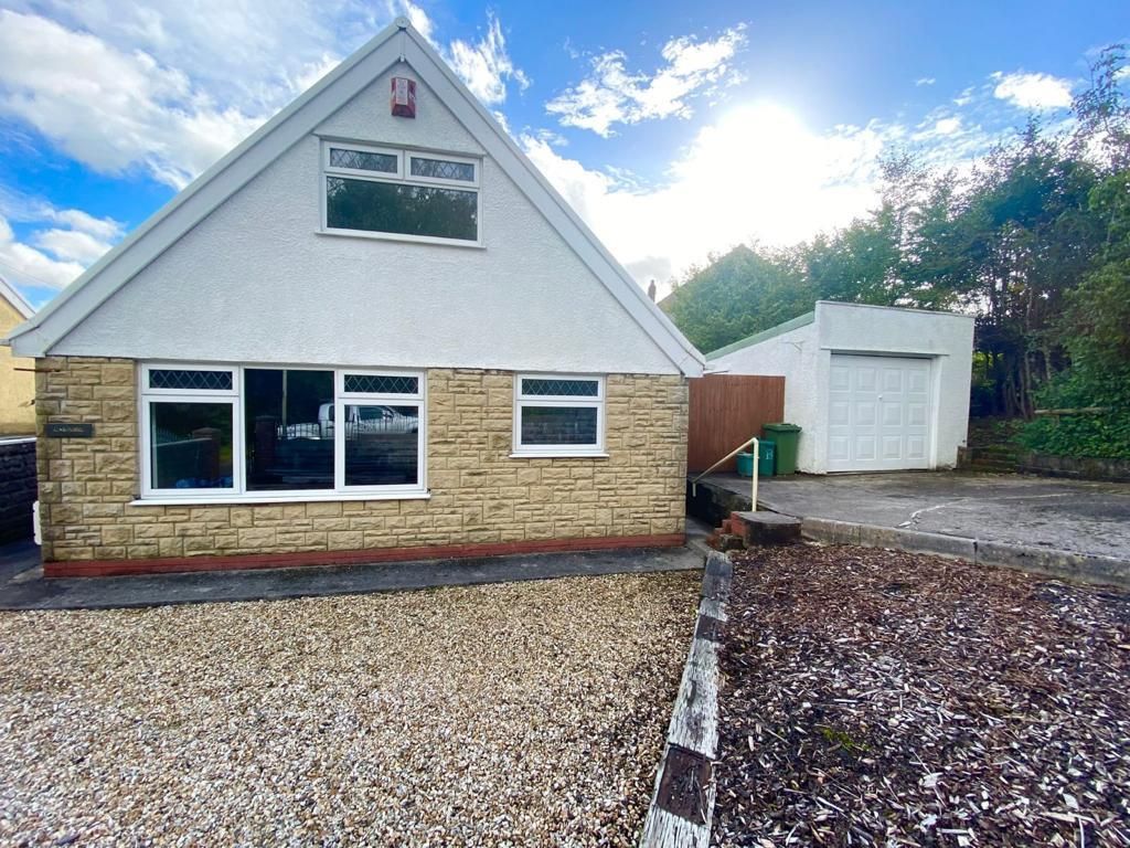 3 bed detached bungalow for sale in Bryn Onnen, Penderyn, Aberdare CF44