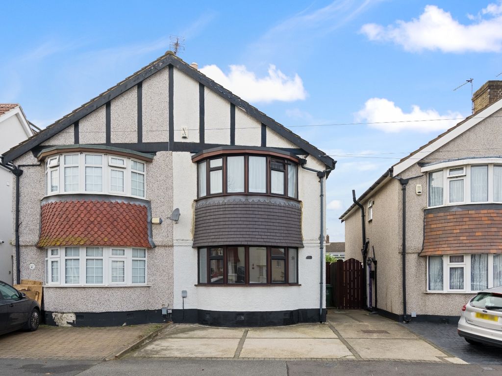 3 bed semidetached house for sale in Lyme Road, Welling, Kent DA16, £