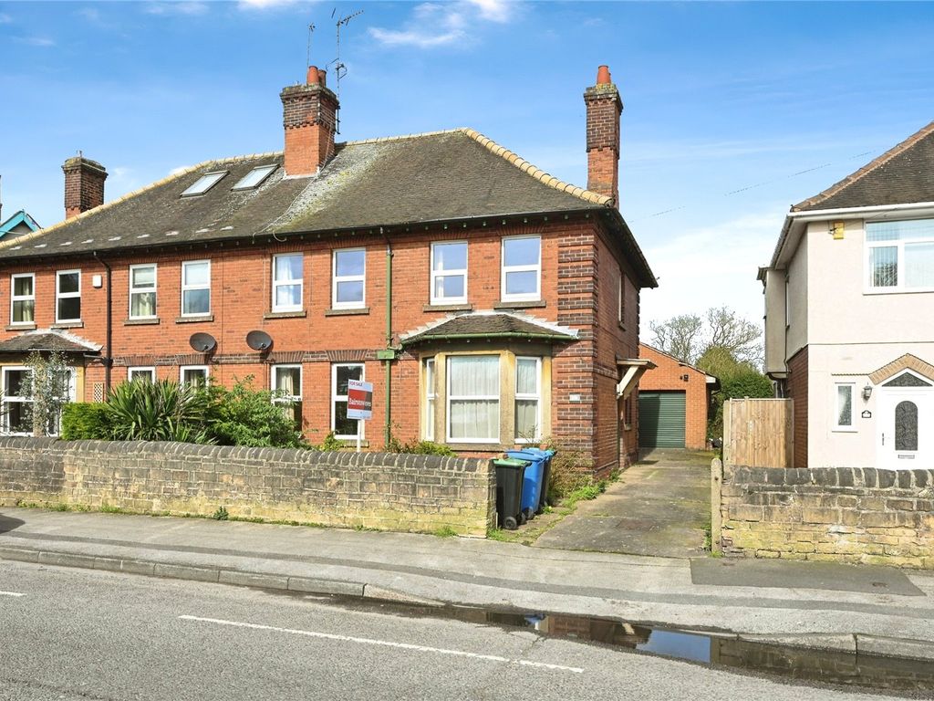 3 bed semidetached house for sale in Chesterfield Road South