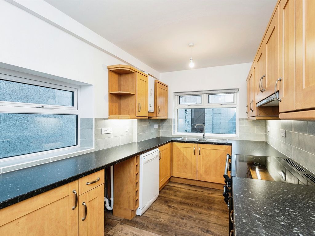 3 bed terraced house for sale in Hunter Street, Briton Ferry, Neath