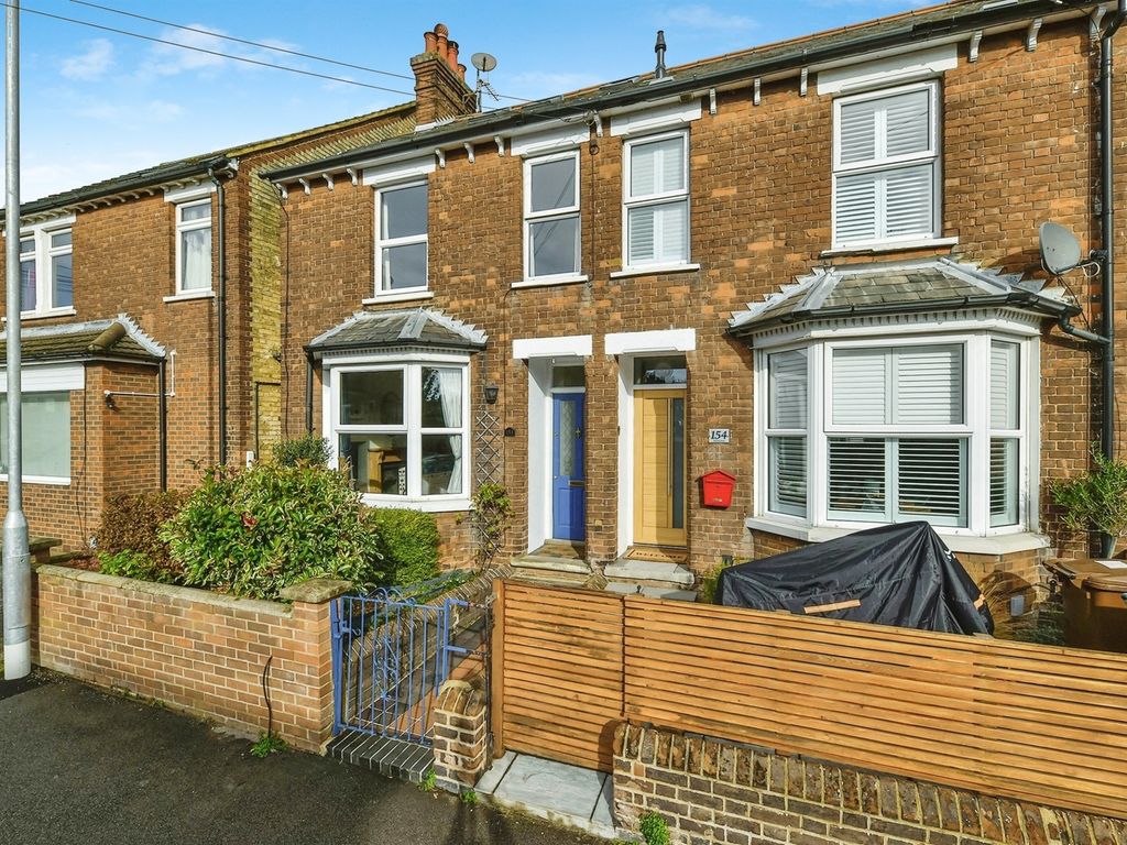 4 bed end terrace house for sale in Bearton Road, Hitchin SG5, £665,000