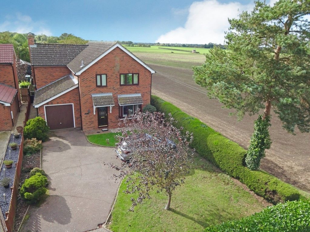 4 bed detached house for sale in Bells Lane, Hinderclay, Diss IP22, £