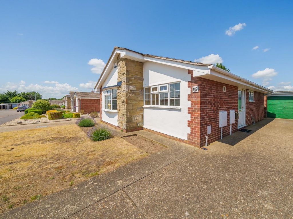 2 bed detached bungalow for sale in Roman Way, Horncastle LN9 Zoopla