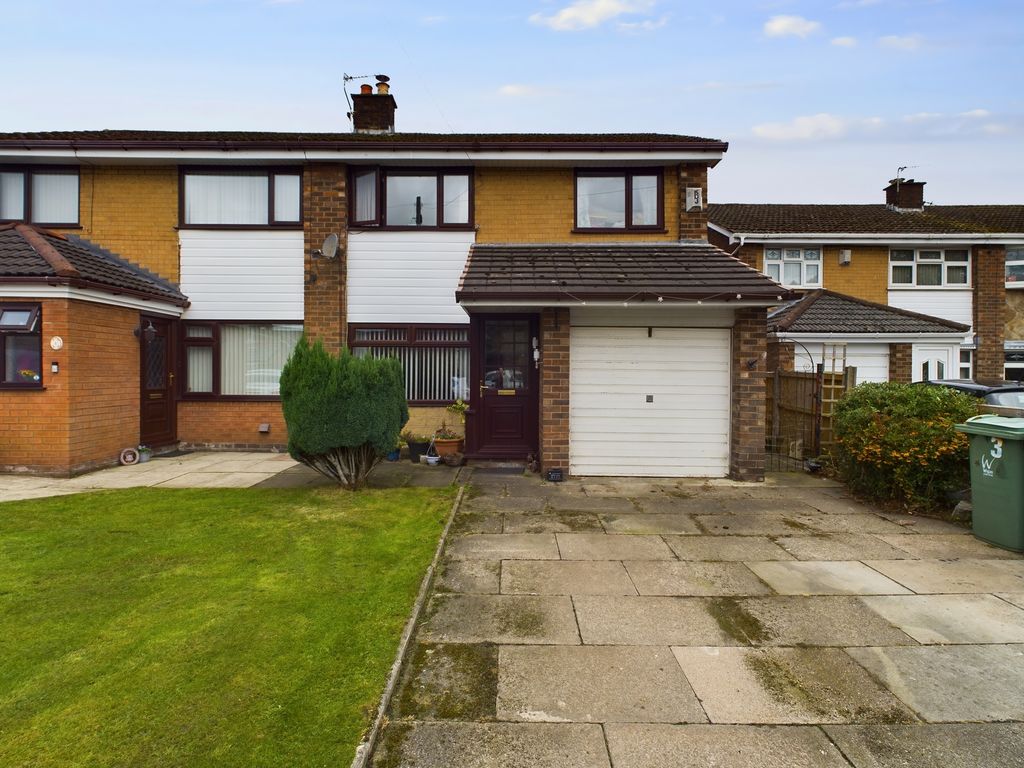3 bed semidetached house for sale in Moreton Close, Golborne
