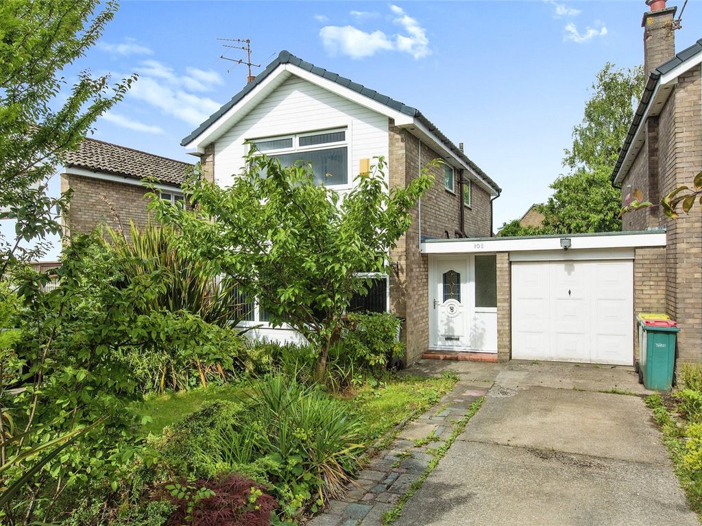 3 bed detached house for sale in Conway Drive, Fulwood, Preston