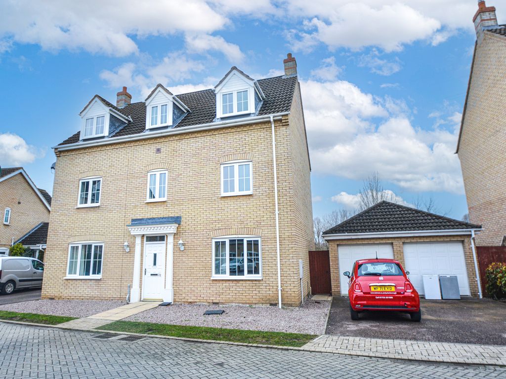 5 bed detached house to rent in Ponsonby Drive, Woodston, Peterborough