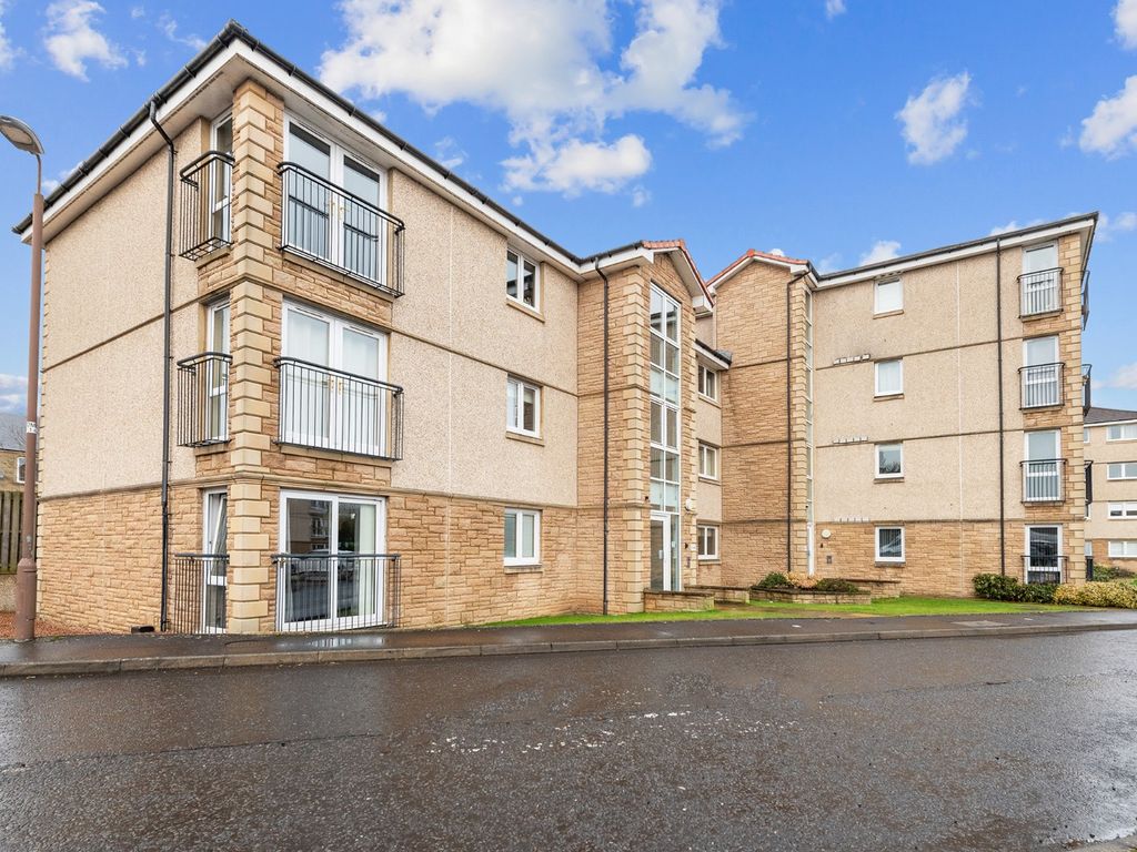 2 bed flat for sale in Newlands Court, Bathgate EH48, £124,000 Zoopla