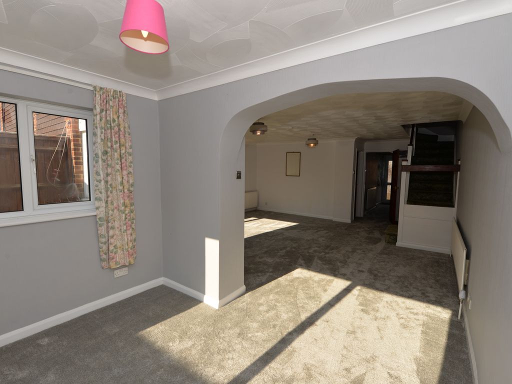 3 bed terraced house to rent in Cam Walk, Eastrop, Basingstoke RG21, £