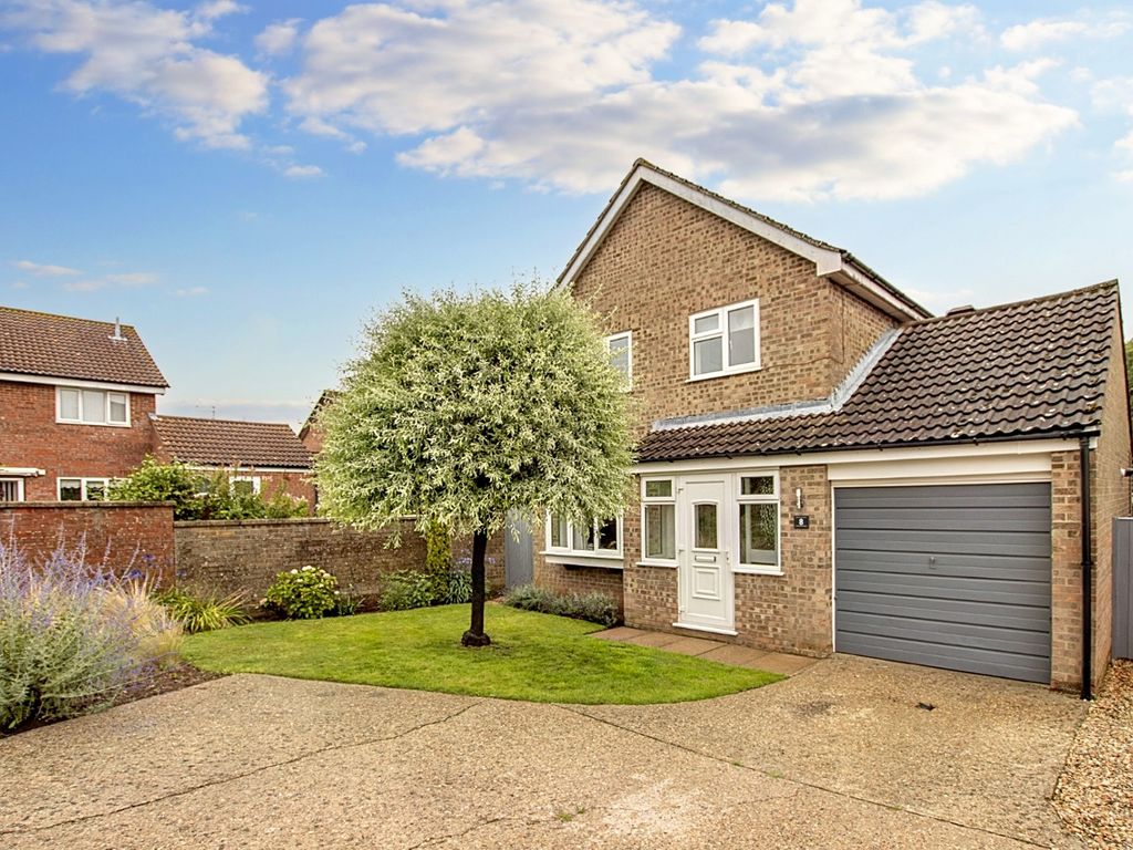 3 bed detached house for sale in All Saints Drive, North Wootton, King