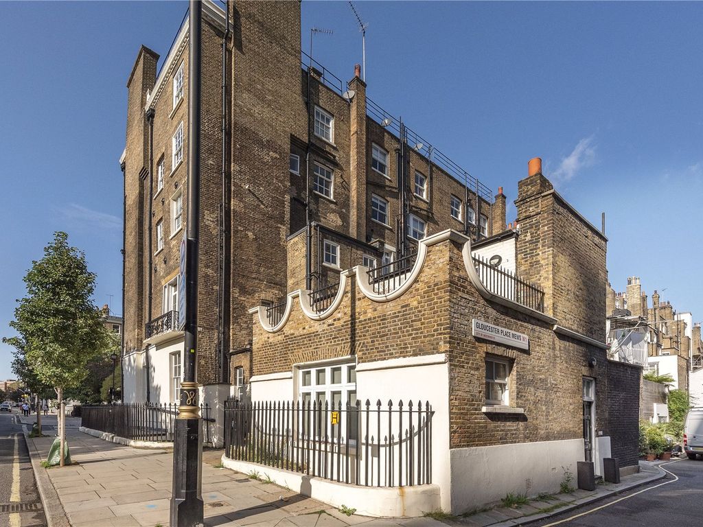4 bed flat for sale in Montagu Square, London W1H, £1,300,000 Zoopla
