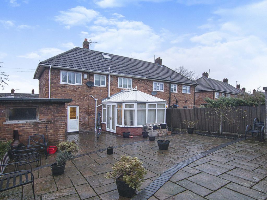 3 bed semidetached house for sale in The Oval, Wednesbury WS10 Zoopla