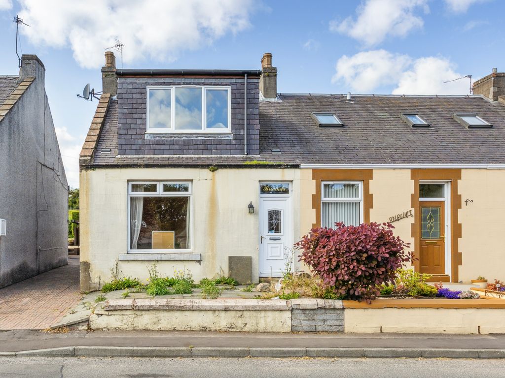 4 bed semidetached house for sale in Kennoway Road, Windygates, Leven