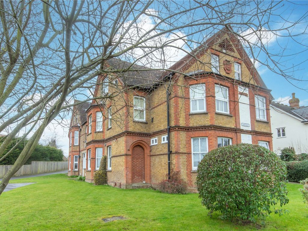 2 bed flat for sale in Chantry Mount, Chantry Road, Stortford