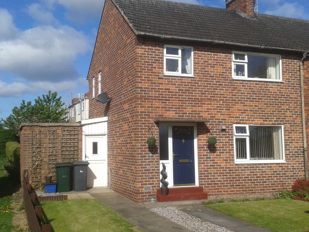 3 bed semidetached house to rent in 34 Flash Lane, Bramley, Rotherham