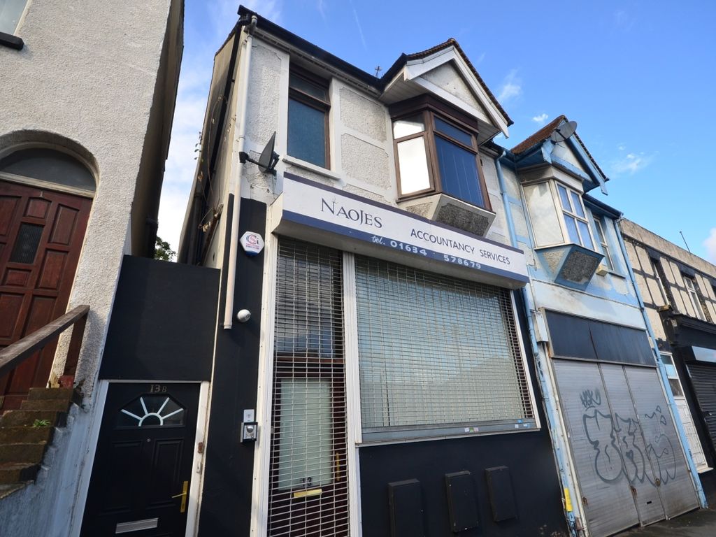 1 bed flat to rent in Livingstone Buildings, Barnsole Road, Gillingham