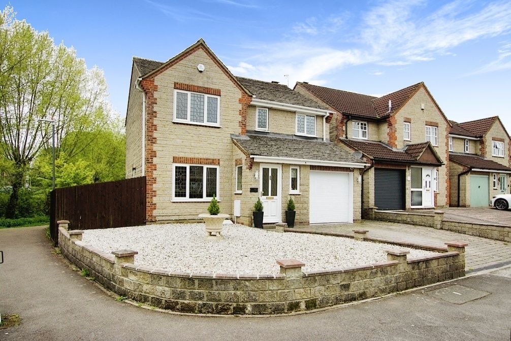4 bed detached house for sale in Ross Close, Chipping Sodbury, Bristol