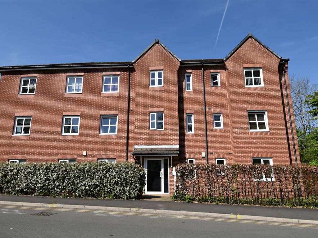 2 bed flat to rent in Thorncroft Avenue, Astley, Manchester M29 Zoopla