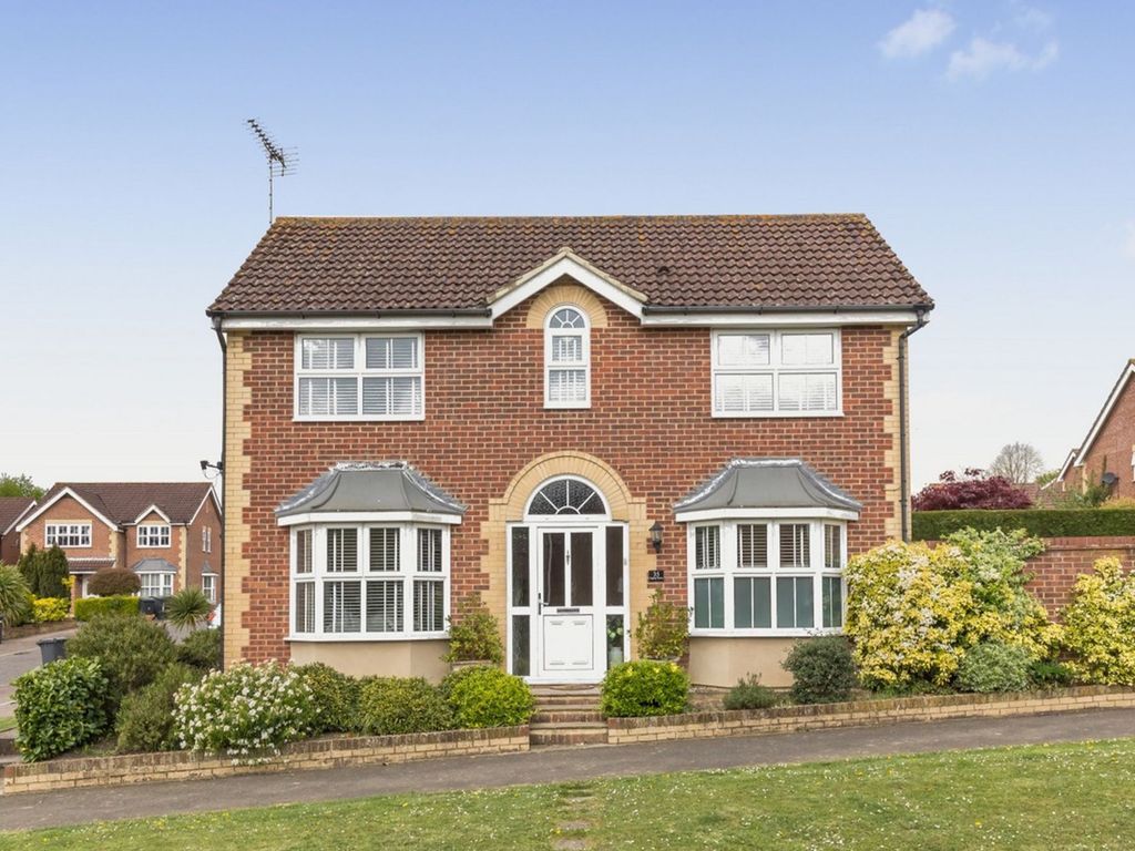 4 Bed Detached House For Sale In Osprey Drive Uckfield Tn22 £585 000