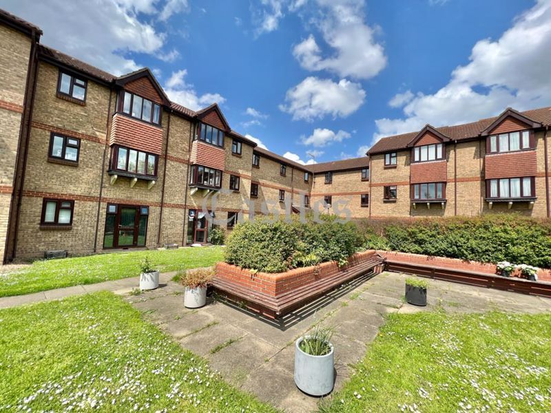 1 bed flat for sale in Latimer Court, Bryanstone Road, Waltham Cross