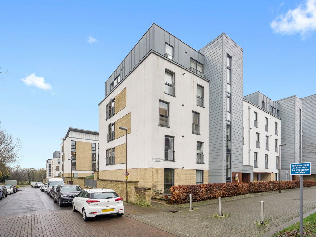18/3 Kimmerghame Path, Fettes, Edinburgh EH4  