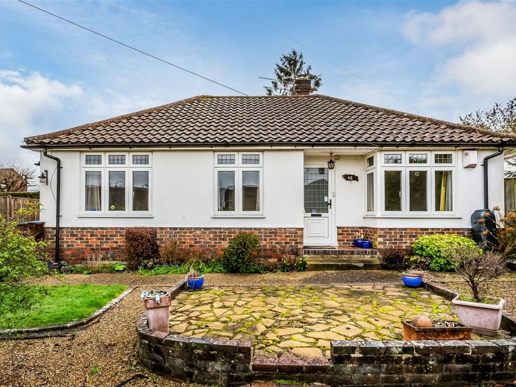 3 bed detached house for sale in West Street, Dormansland, Lingfield