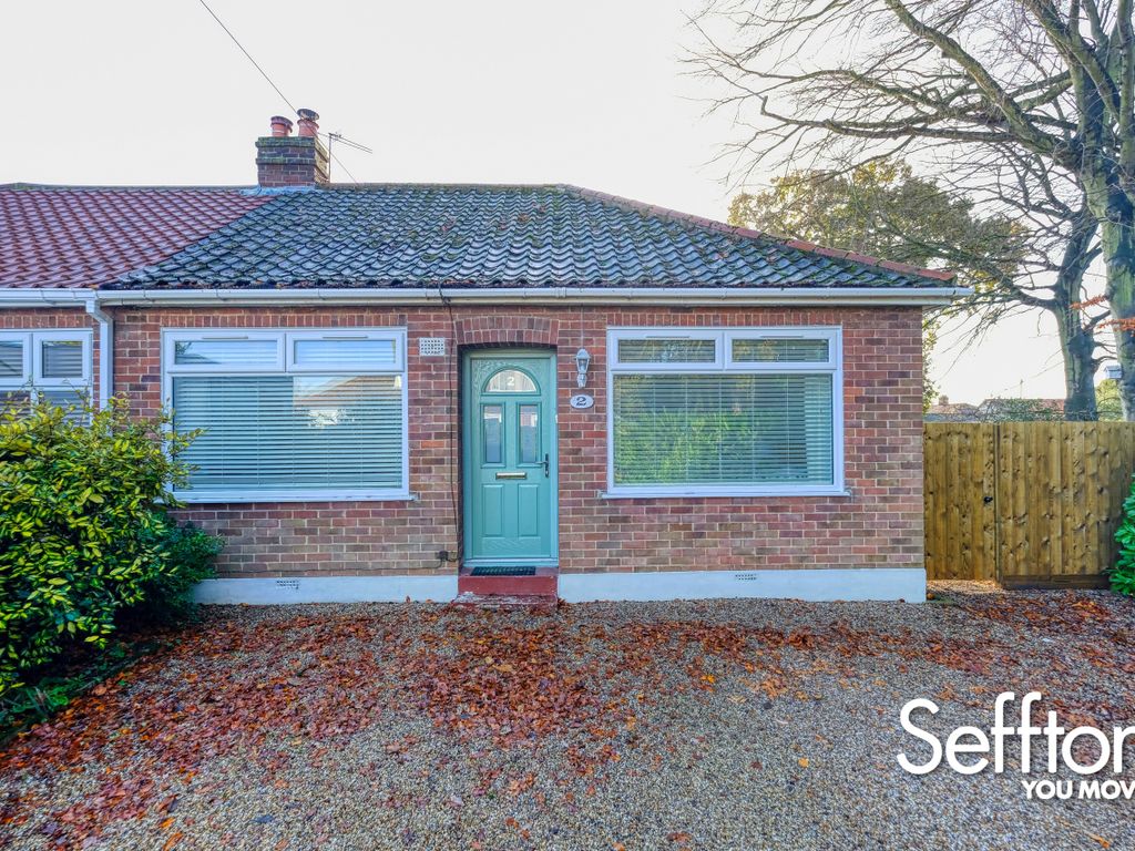 2 bed semidetached bungalow for sale in Spinney Close, Thorpe St