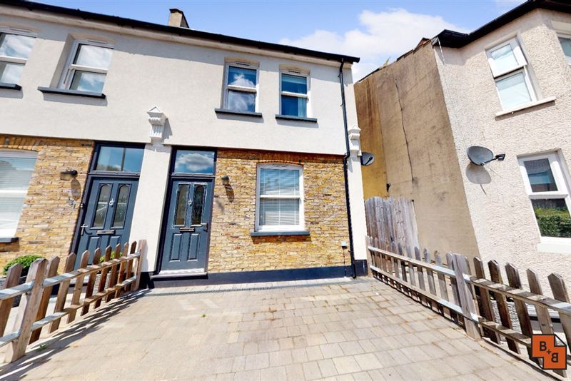4 bed terraced house for sale in Southlands Road, Bromley BR2 Zoopla