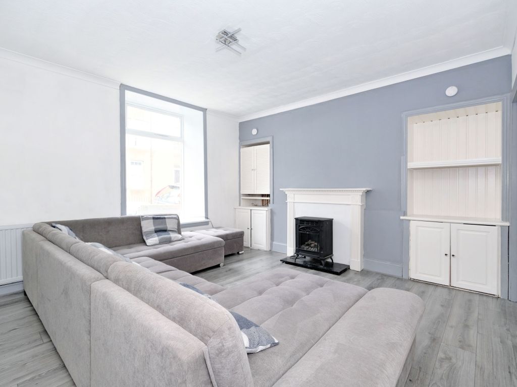2 bed flat for sale in Rosebank Place, Aberdeen AB11, £97,500 Zoopla