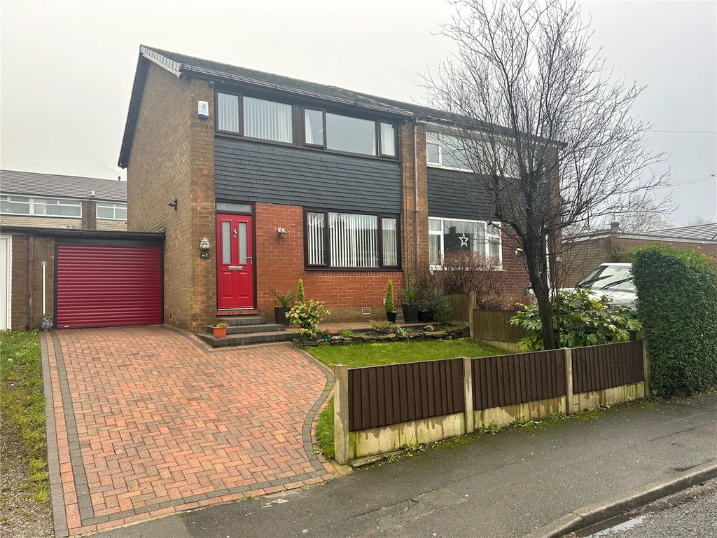 3 bed semidetached house for sale in Turner Street, Lees, Oldham