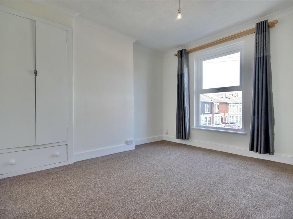 3 bed terraced house to rent in Carnarvon Road, Portsmouth PO2 Zoopla