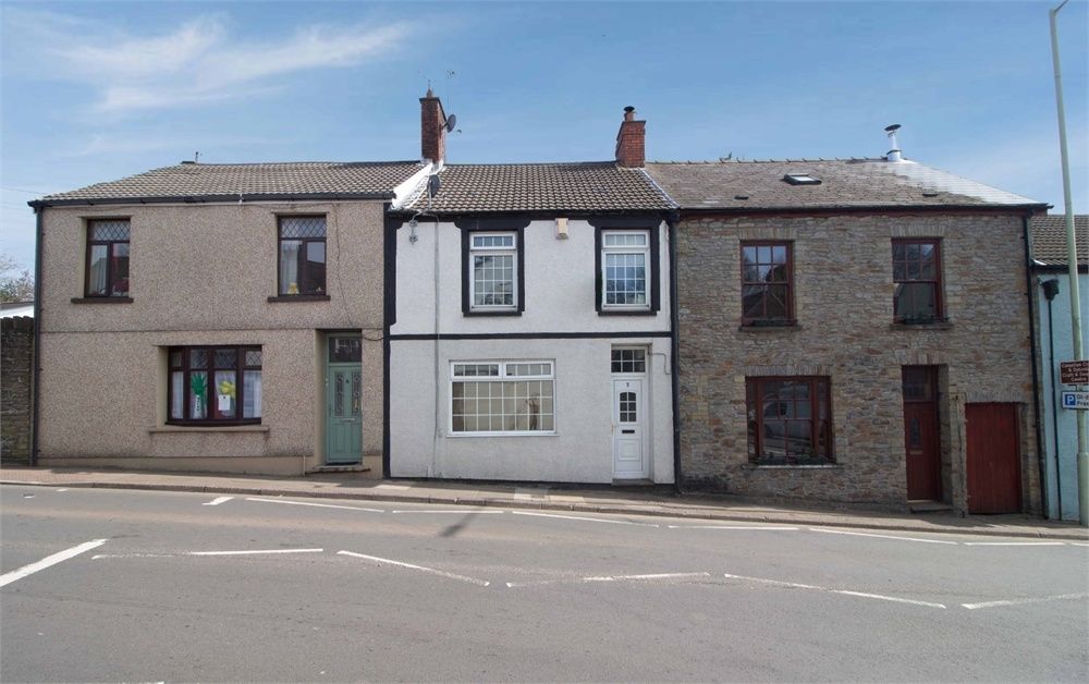 3 bed terraced house for sale in commercial street, llantrisant, pontyclun, mid glamorgan cf72