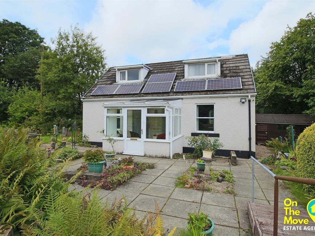 3 bed cottage for sale in Edinburgh Road, Harthill ML7, £139,999 Zoopla