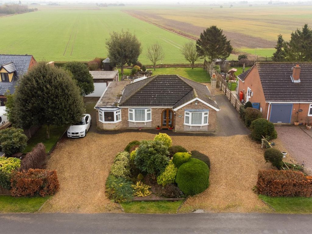 3 bed detached bungalow for sale in Dowsdale Bank, Whaplode Drove
