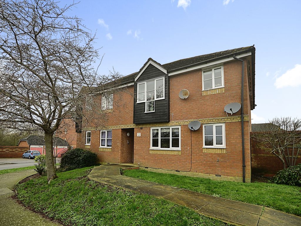2 bed flat for sale in Surtees Close, Willesborough, Ashford, Kent TN24