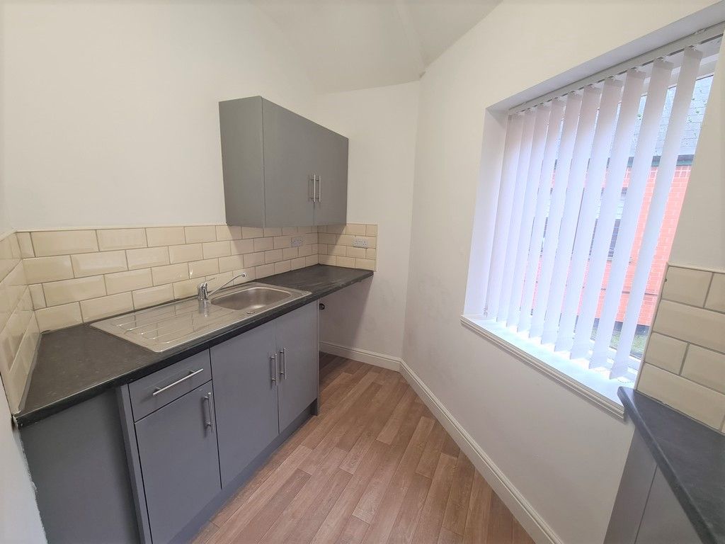 1 bed flat to rent in Town Square, High Street, Syston, Leicester LE7
