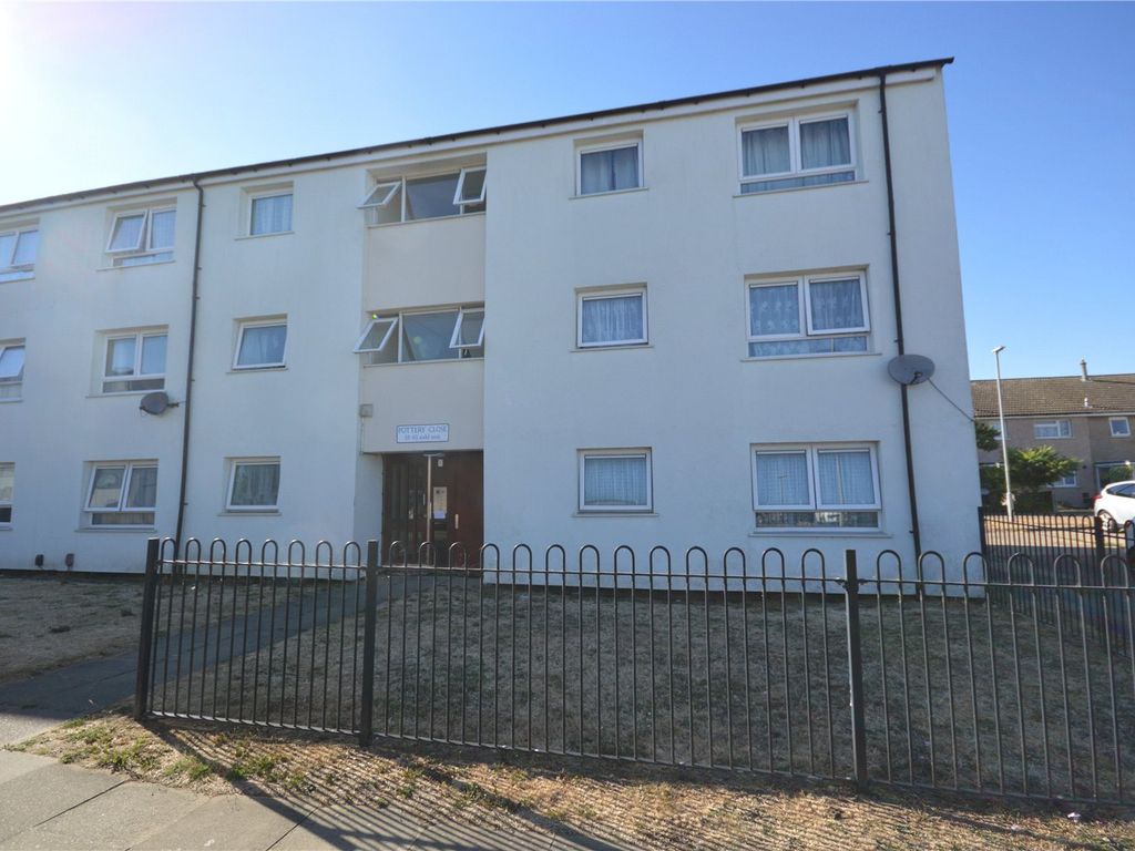 2 bed flat for sale in Pottery Close, Luton, Bedfordshire LU3 Zoopla