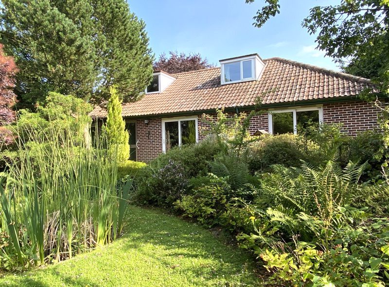 5 bed detached bungalow for sale in West Hill, Bromyard HR7, £395,000