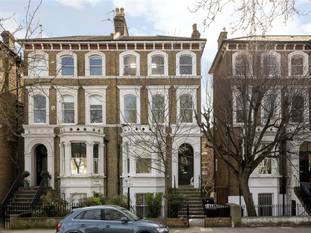 2 bed flat for sale in St Quintin Avenue, North Kensington, London W10, £635,000 Zoopla