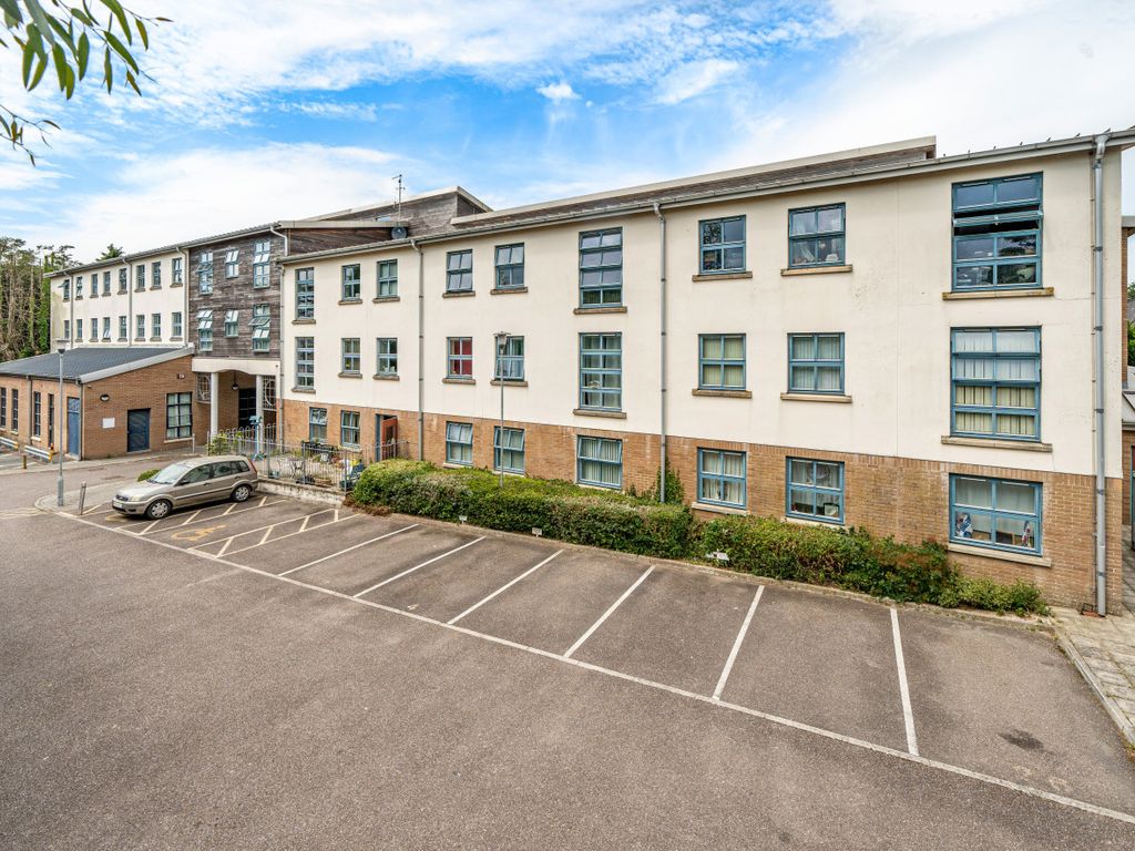 2 bed flat for sale in Horn Cross Road, Plymouth, Devon PL9, £125,000