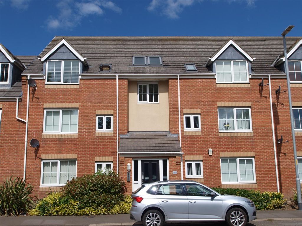 2 bed flat for sale in Astley Road, Seaton Delaval, Whitley Bay NE25, £