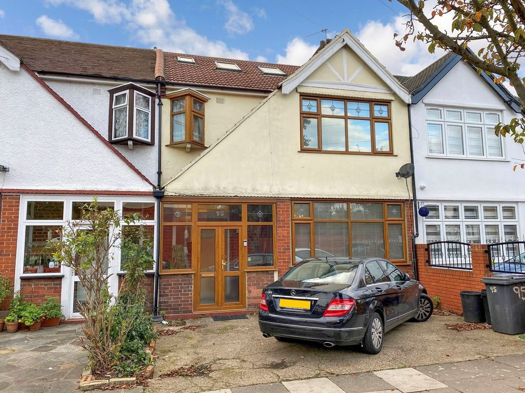 5 bed terraced house for sale in Canterbury Avenue, Ilford IG1 Zoopla