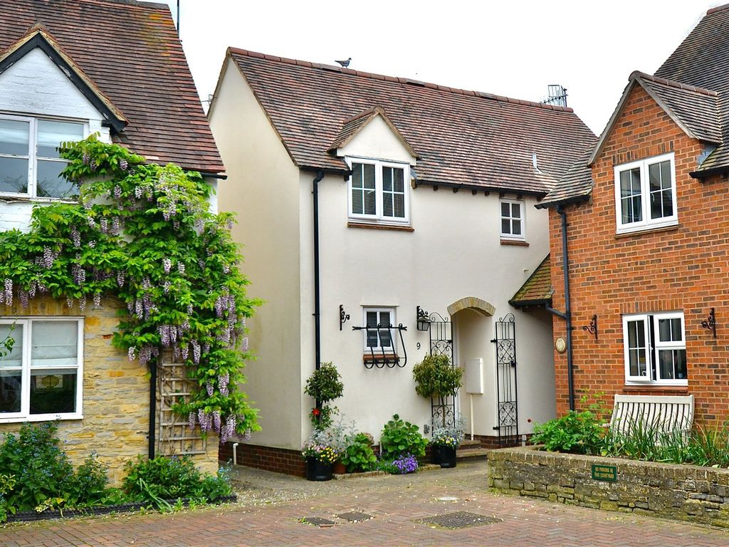 3 bed semidetached house for sale in Ashwin Court, Bretforton, Evesham WR11, £285,000 Zoopla