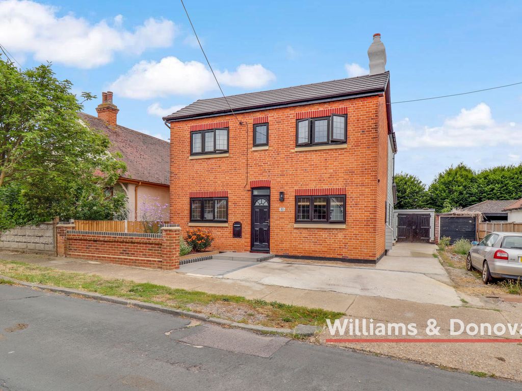 4 bed detached house for sale in Parkstone Avenue, Benfleet SS7 Zoopla